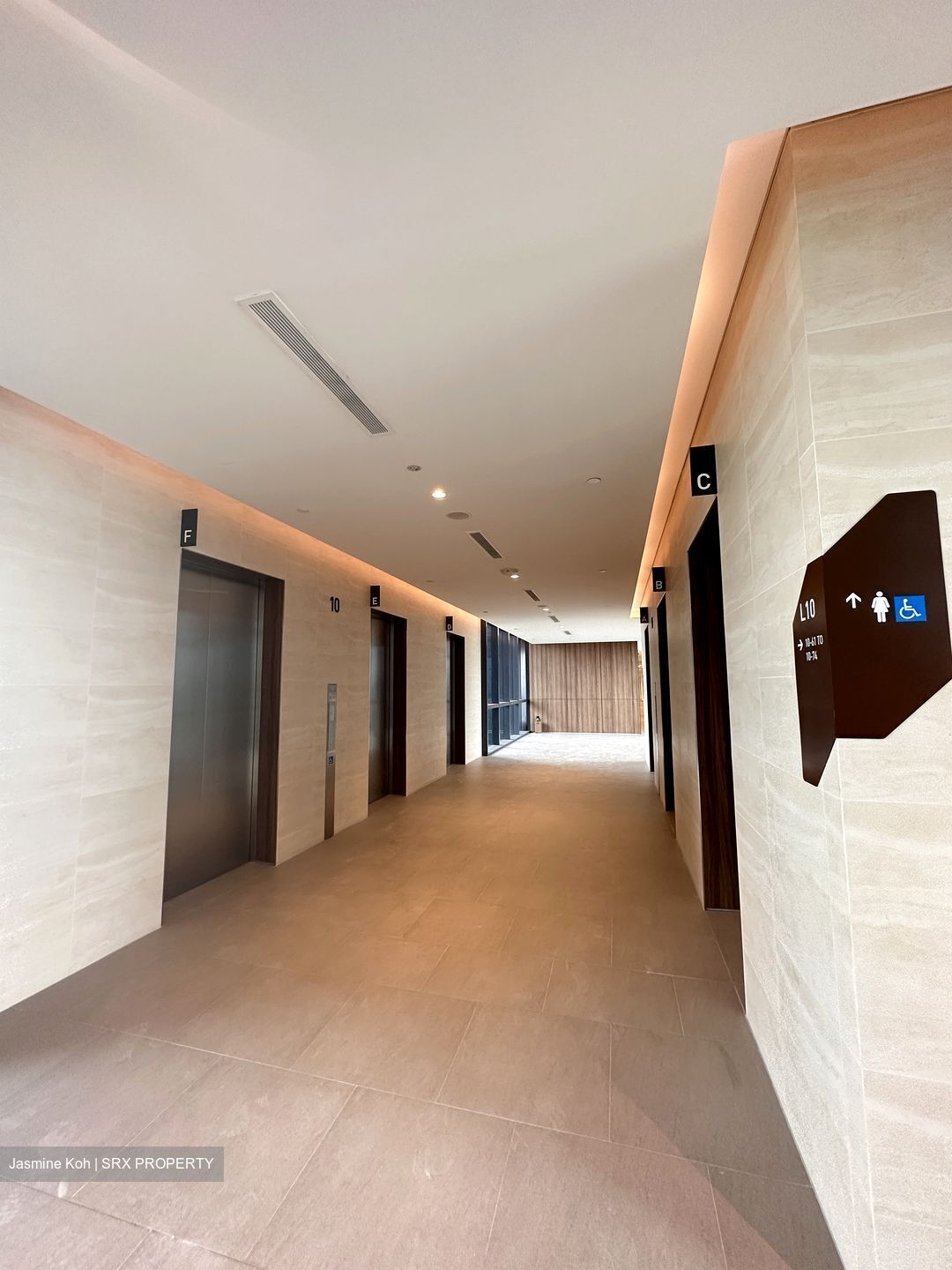 Woods Square (D25), Office #425228261